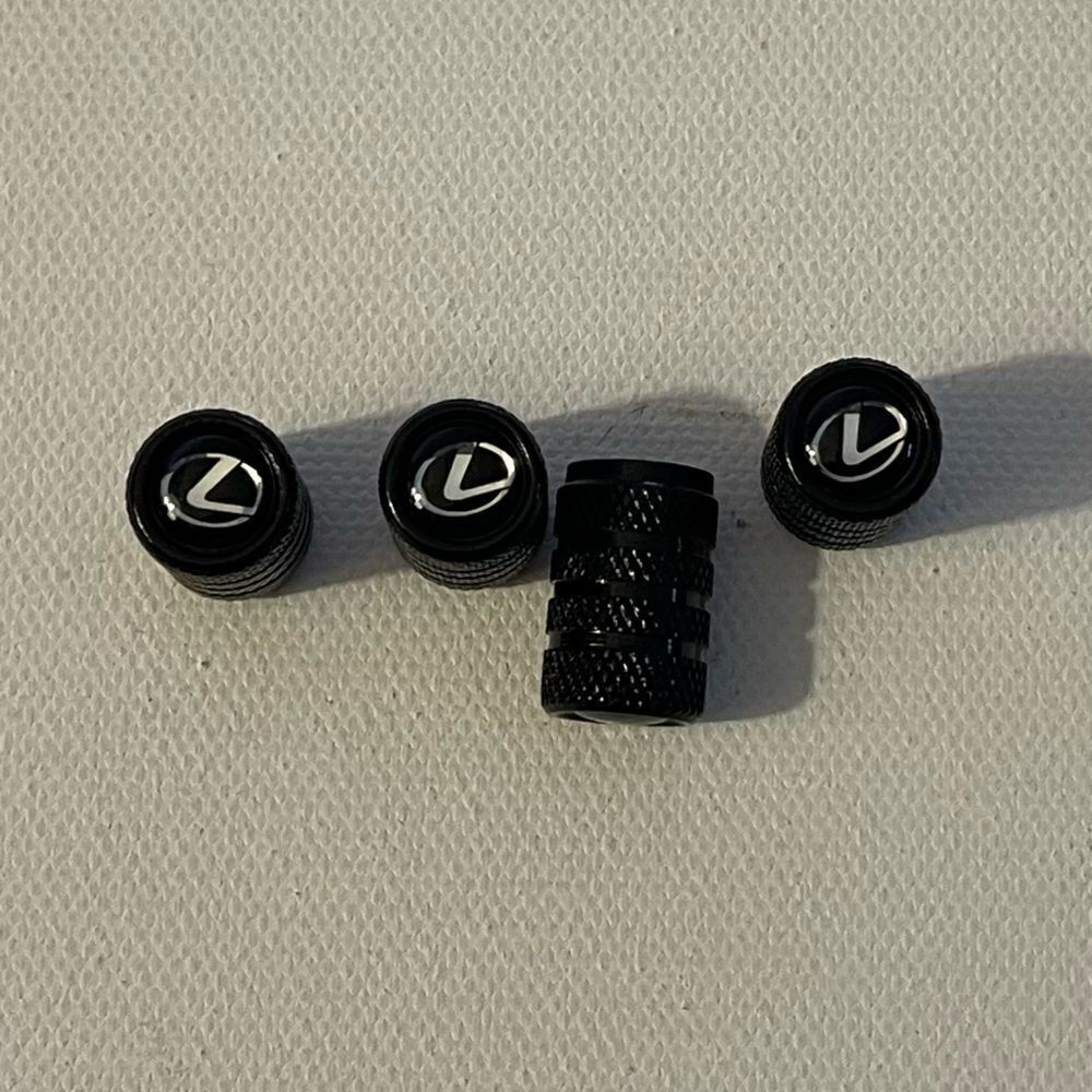 Lexus logo valve Stem caps in Black set of 4 NWT